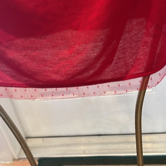 Valentino gorgeous red floral shoulder tee - Picture 5 of 8